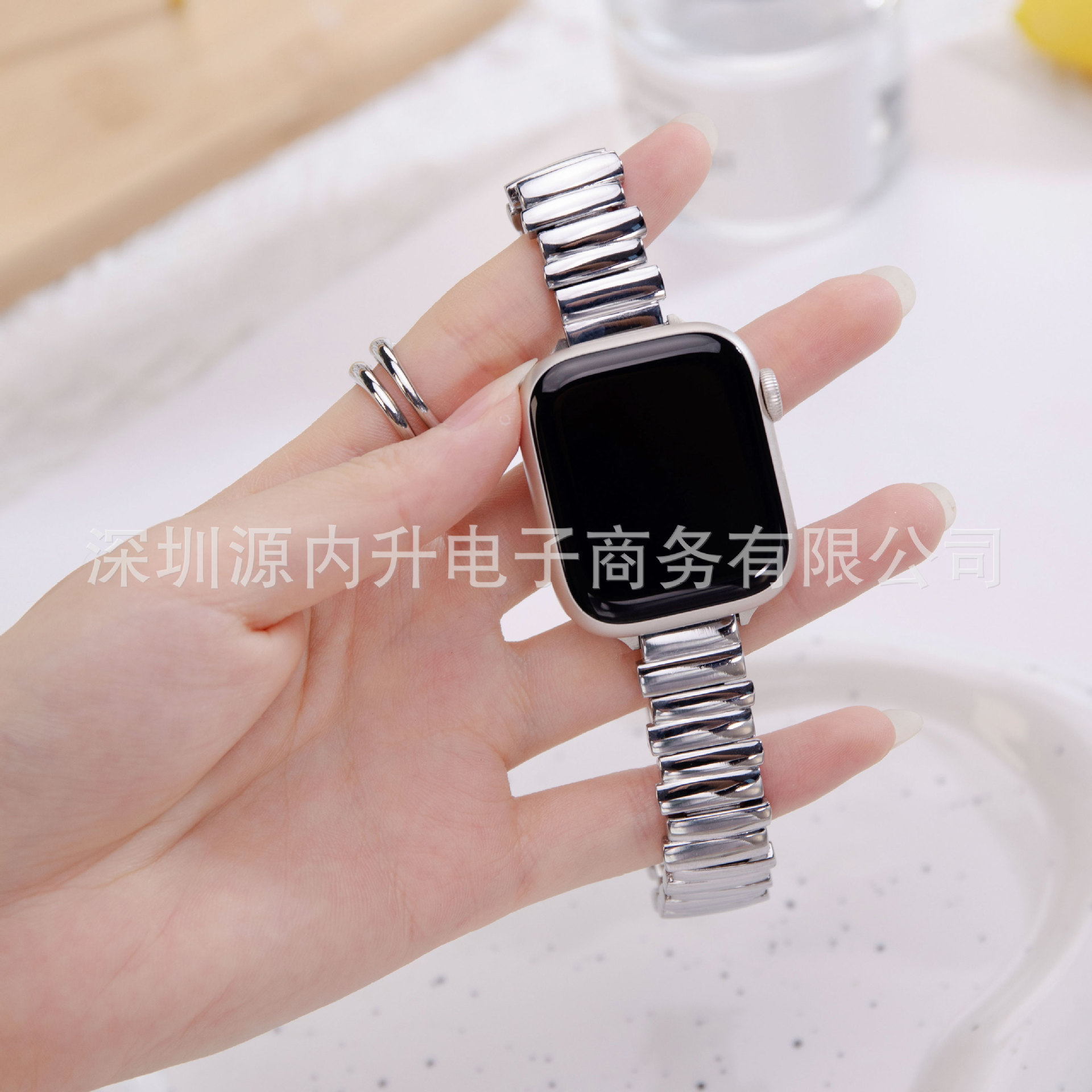 Ellie Metal Strap Silver Siennaj